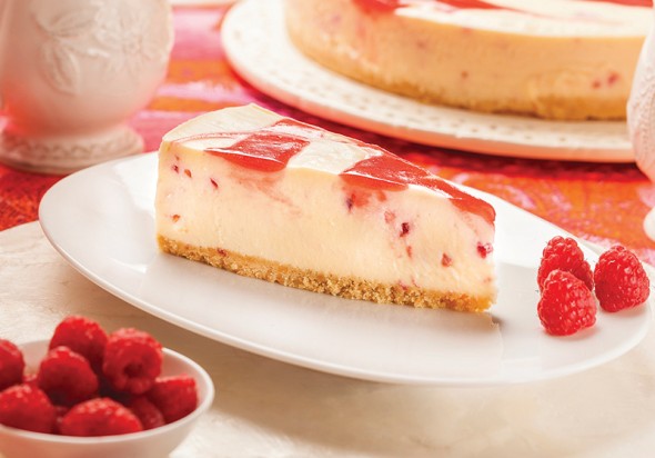 PRIESTLEY'S RASPBERRY NEW YORK CHEESECAKE 16CUT - 2X2.44KG