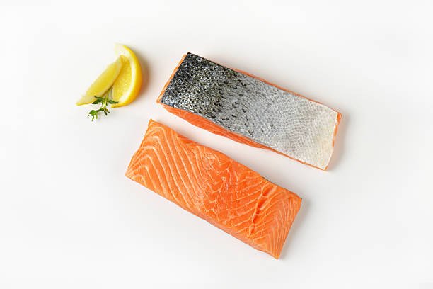 PACIFIC WEST SKIN ON SALMON PORTIONS 200G - 1X5KG